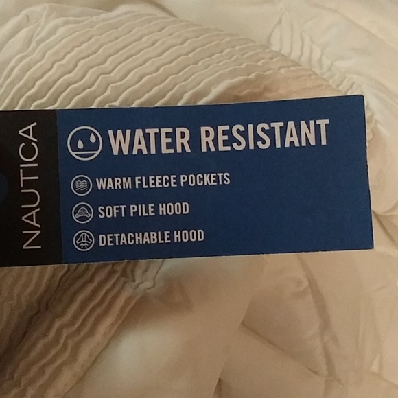 Nautica puffer white coat - Picture 8 of 8